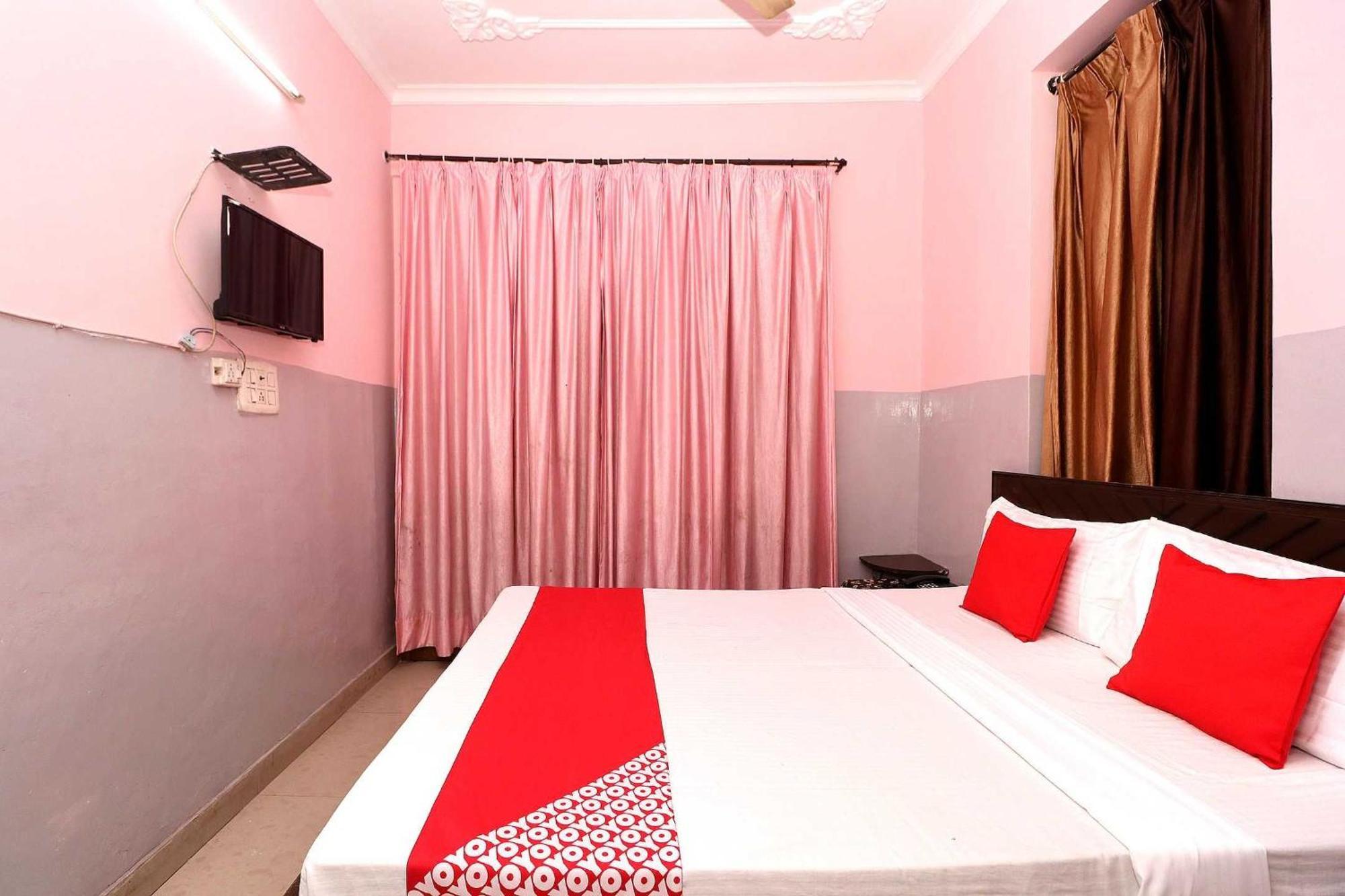 Hotel O Ashoka Residency Chandigarh Ngoại thất bức ảnh